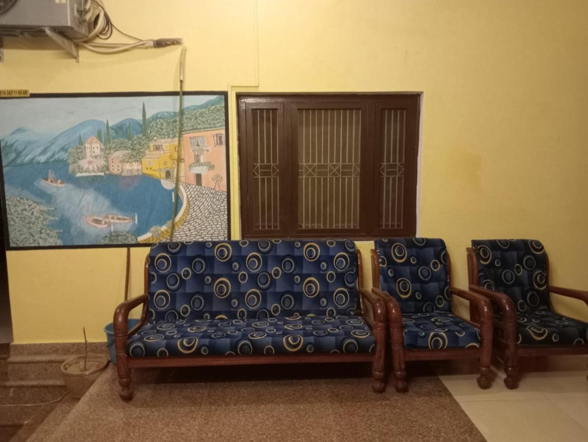 Gangotri Inn Varanasi Exterior photo